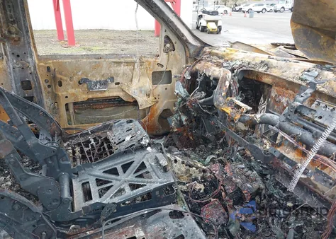 2013 Chevrolet Silverado 1500 Lt from USA, damaged, VIN 3GCPKSE71DG206858